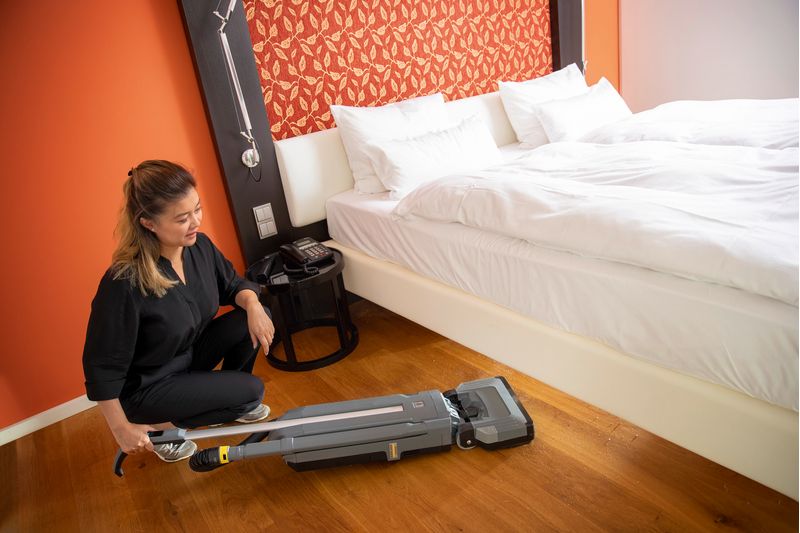 CV_30_2_Bp_hospitality_room_under_bed_app_05_CI20-Screen